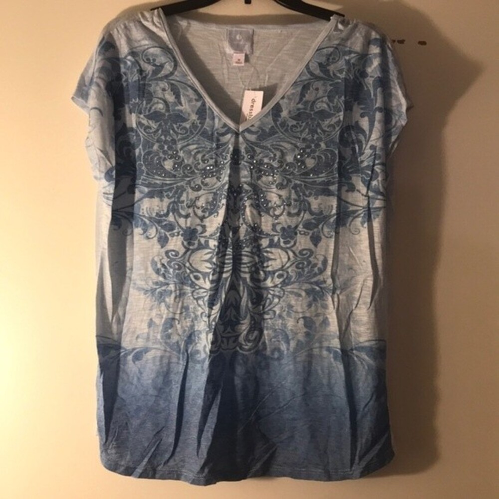 Dressbarn V-neck Ombre Short Sleeve T-shirt Blue Size M